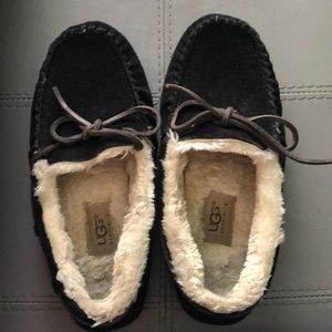 Ugg moccasins size 7 black